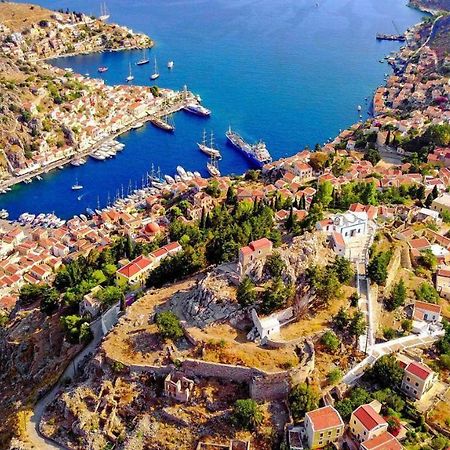 Marthas Traditional House Symi Exteriér fotografie