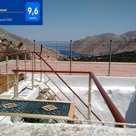 Marthas Traditional House Symi Exteriér fotografie